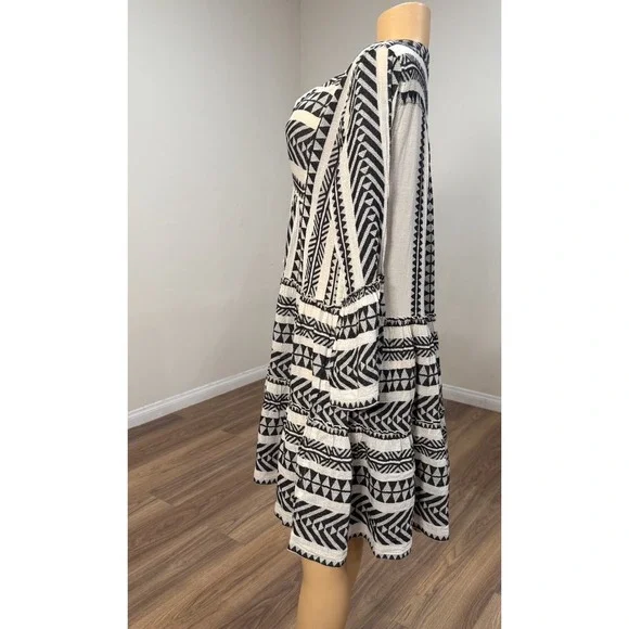 Anthropologie Devotion Twins Embroidered Ella Tunic Dress Black & White  Size S